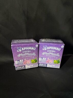 Aphmau MeeMeows Surprise Figure Claires Exclusive Blind Box 2 Pack